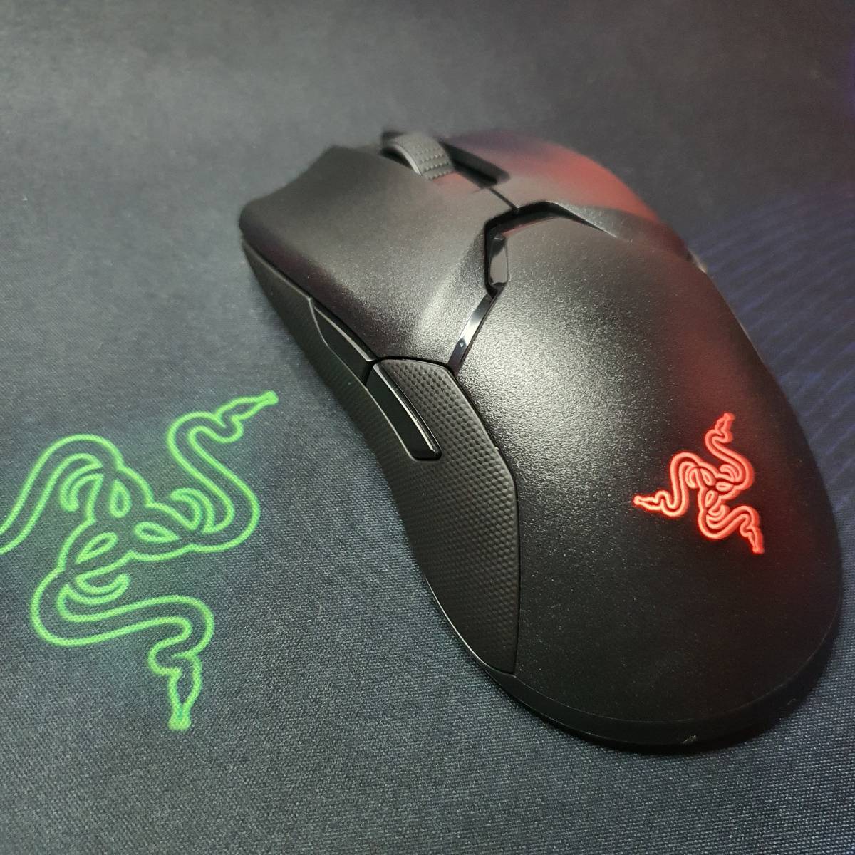 Razer Viper Ultimate - Wireless RGB Gaming Mouse - Brand New - Image 5